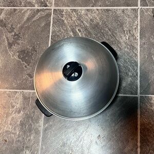 Vintage 1970’s Brushed Aluminum West Bend Serving Oven Bun Warmer